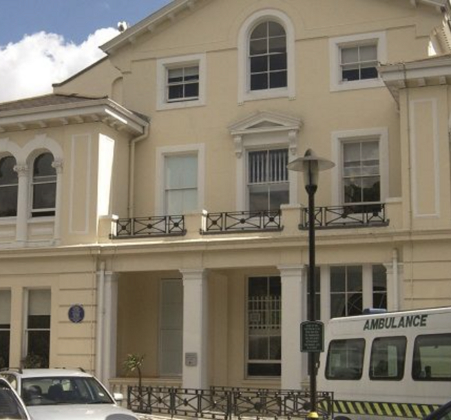 Cancer Centre London Exterior