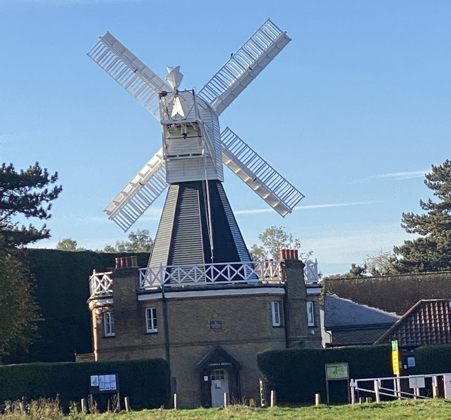 Quintissential Wimbledon Tour - image of the windmill