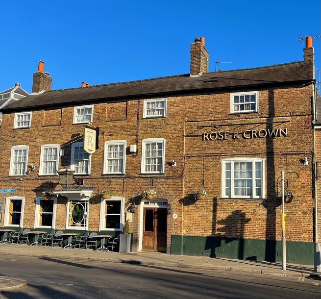 Rose & Crown exterior on sunny day